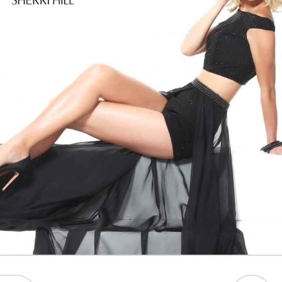 Sherri Hill Prom Dress - Picture 4 of 4